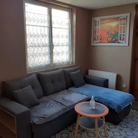 Maison Charmante A Avec Jardin بيت للعطل *